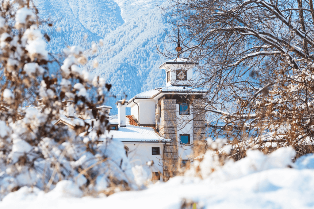 Bansko, Bulgaria - Snomads Chalets (Best Ski Chalet Bulgaria 2023)