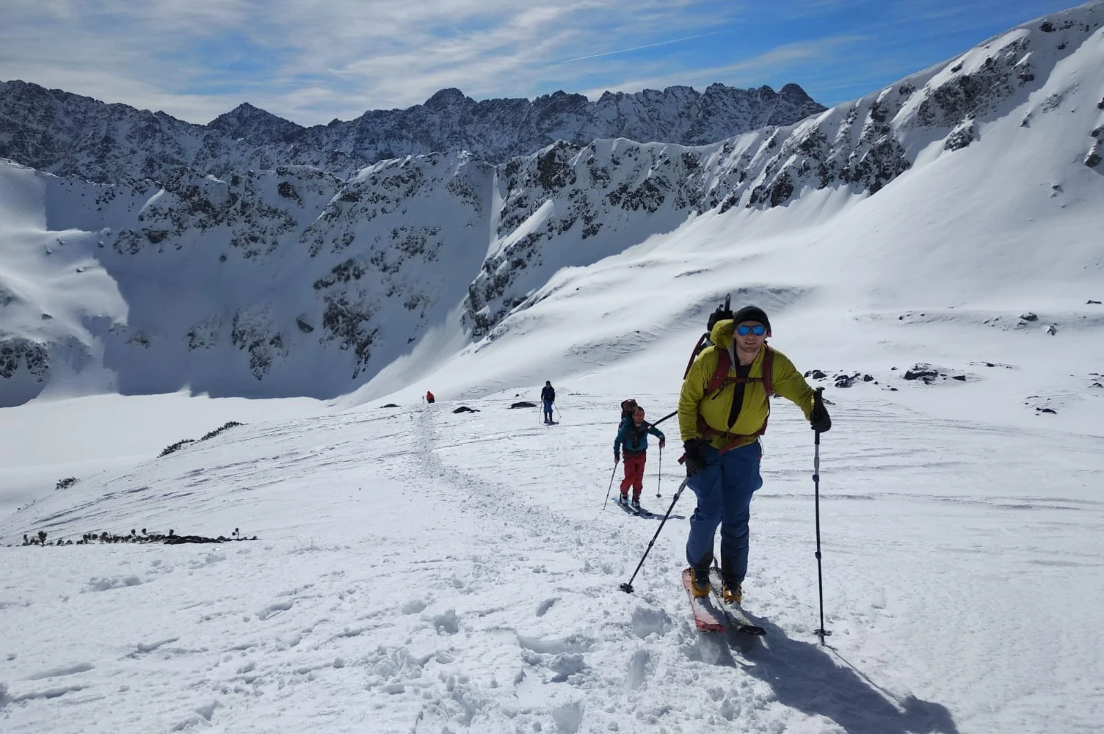 Read more about the article The BEST Ski Tours in Europe: Budget Off-Piste Skiing